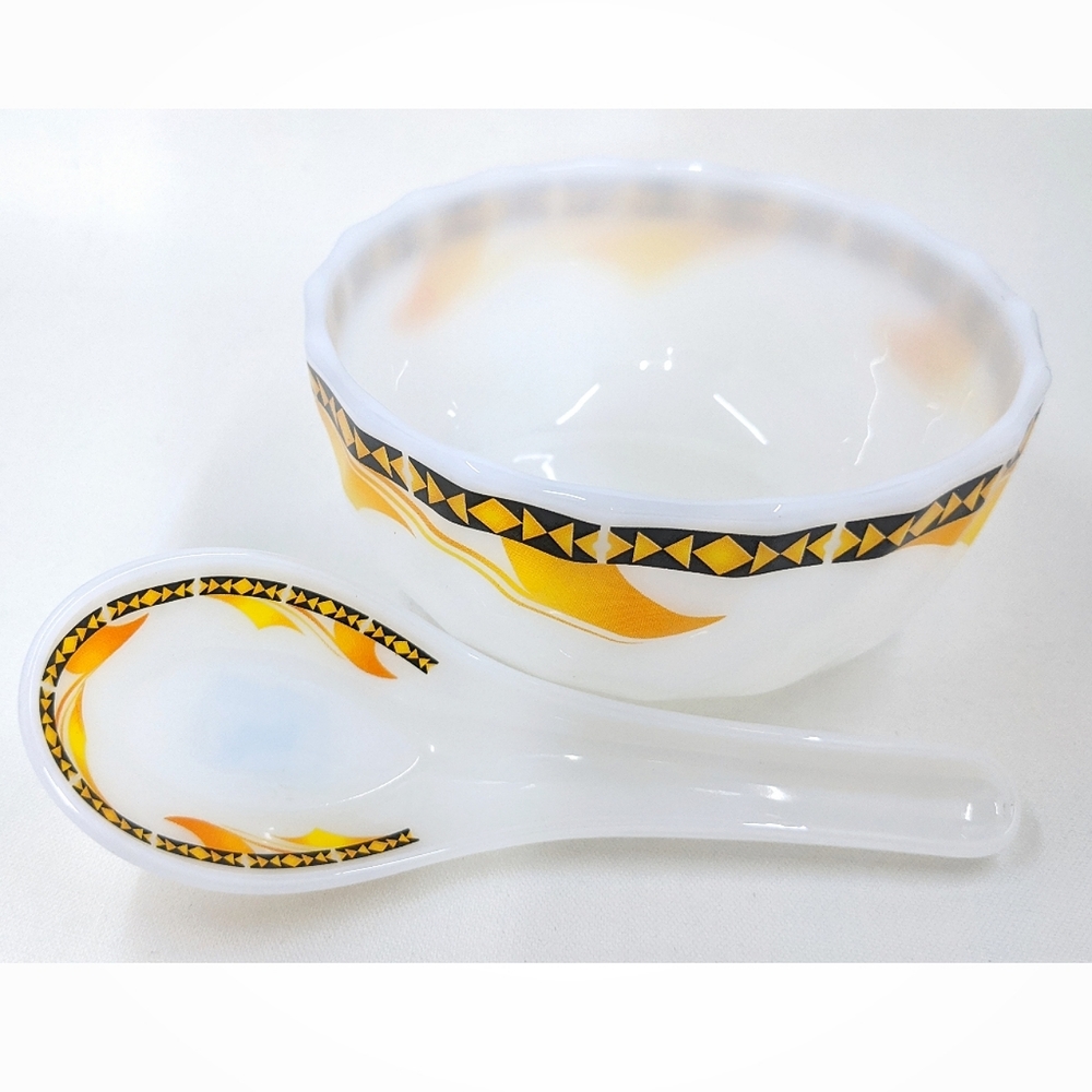 Vtg tureen bowl with spoon